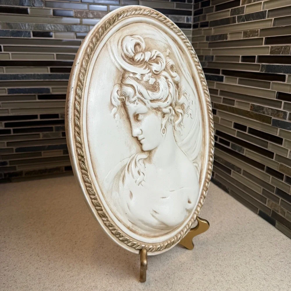 Vintage Cameo Style Oval Wall Plaque Relief Woman Profile Ivory Gold Rope Edge